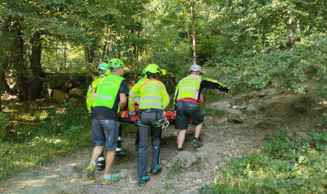 Fratture e contusioni: escursionisti salvati in Formazza