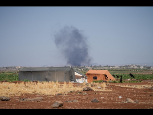 Ong, il bilancio delle violenze in Siria sfiora i mille morti