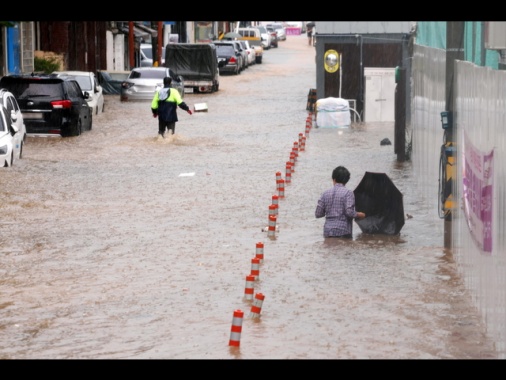 Nubifragi in Corea del sud, bilancio sale a 11 morti