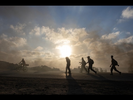 'Fuoco Israele su palestinesi in attesa di cibo, 51 morti'