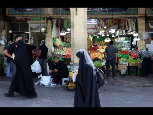 Iran, 'i colloqui con gli europei venerdì 25 a Istanbul'