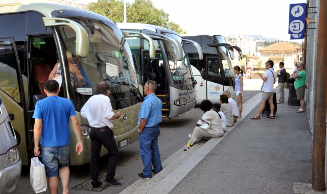 Bus sostitutivi: ecco gli orari. Varese-Milano nel mirino