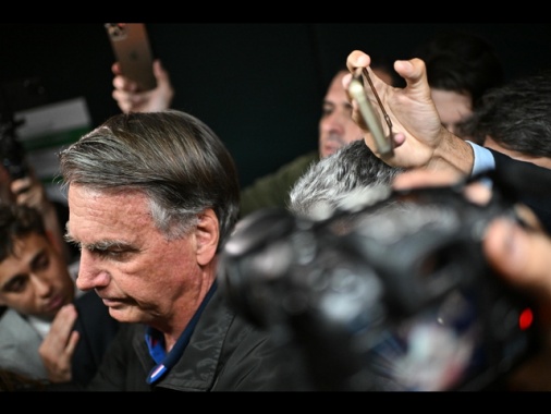 Brasile, Moraes ordina il blocco totale dei beni di Bolsonaro Jr
