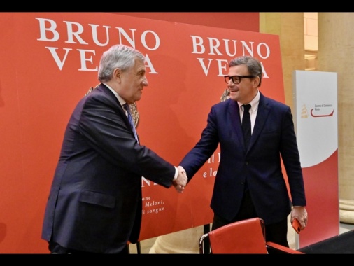 Calenda a Tajani, a Milano una coalizione dei volenterosi