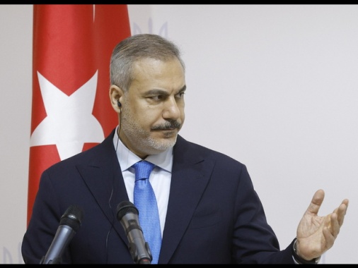 Ankara, 'interverremo contro i tentativi per dividere la Siria'