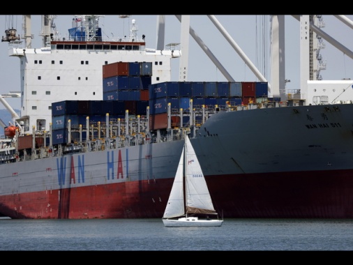 Trump, accordo con il Giappone, pagherà dazi al 15%