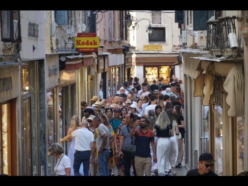 Turismo, in Italia nel 2025 prevista spesa di 185 miliardi