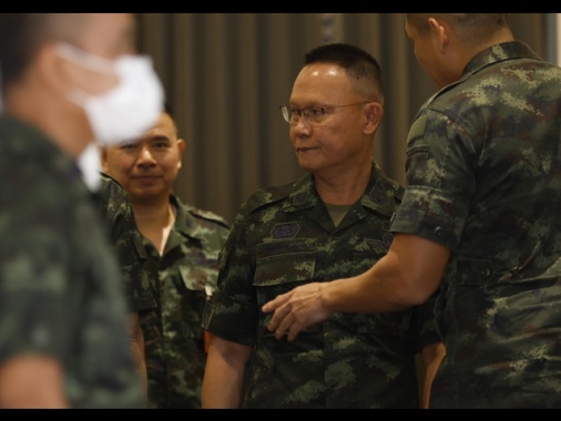 Media, Thailandia chiude l'intero confine con la Cambogia