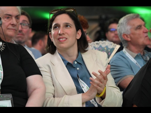 Schlein, costo dei Cpr insulto ad italiani, Meloni chieda scusa