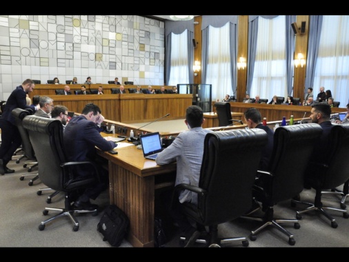 Consiglio V.d'Aosta boccia proposta di legge suicidio assistito