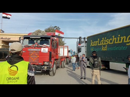 Mezzaluna Rossa egiziana, 120 camion di aiuti entrati a Gaza