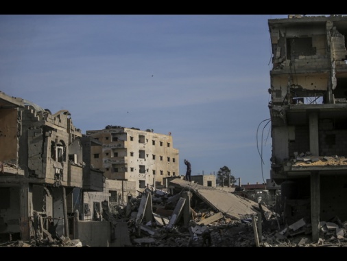 Wafa, 'attacchi israeliani su Gaza, 13 morti'