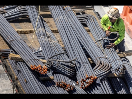 11 Paesi Ue, serve scudo commerciale per l'acciaio