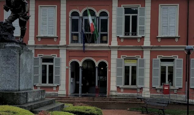 All’ufficio postale di Arcisate non si è potuto fare niente per la donna: per legge la multa scatta automaticamente 