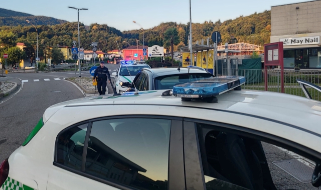 Fugge all'alt per due volte: donna nei guai