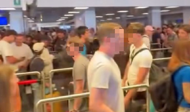 Liquidi nel bagaglio a mano, caos al T2