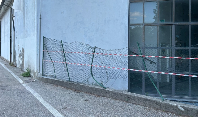 Si schianta in moto, 18enne grave ad Arcisate