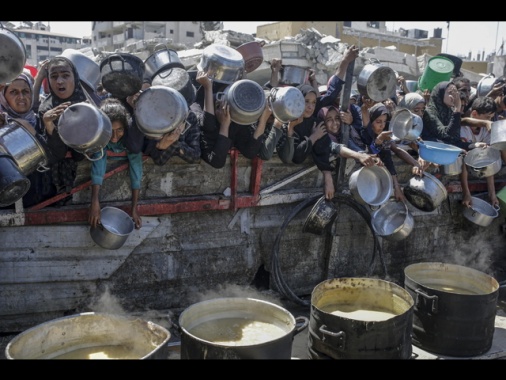 Socialisti-Verdi-Sinistra Ue, 'a Gaza in atto un genocidio'