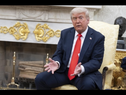 Trump, 'ci sono buone chance di un incontro con Putin'