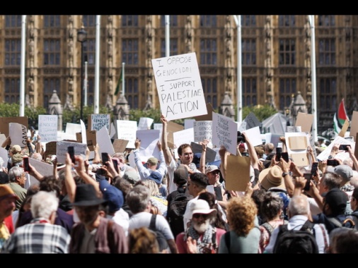 Protesta pro Palestine Action in Gb, salgono a 466 gli arresti