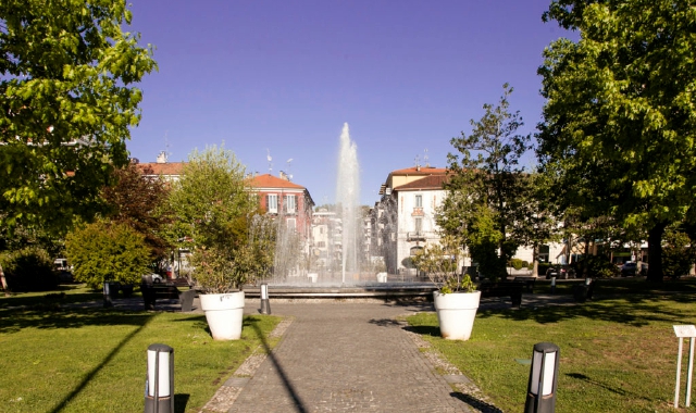 La fontana sul lungolago di Arona