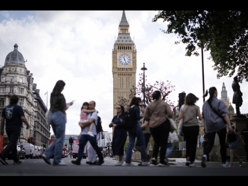 Disoccupazione al top da 4 anni, crescono gli allarmi in Gb