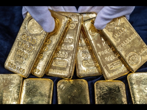 Stabile il prezzo dell'oro, spot a 3.356,83 dollari l'oncia