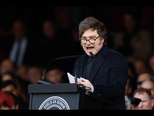 Il Tesoro dell'Argentina rinnova solo 60% titoli in scadenza