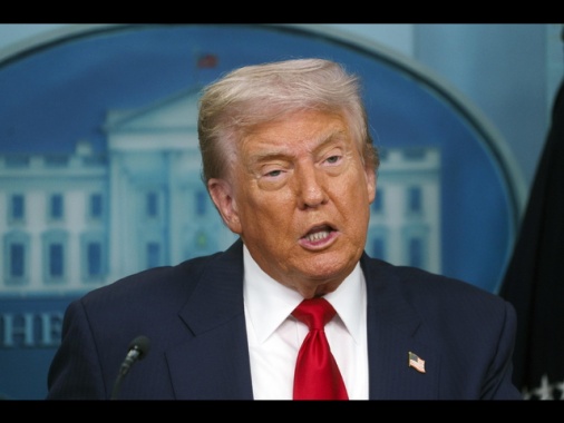 Trump, un incontro trilaterale con Zelensky è necessario