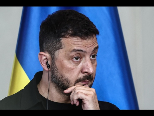 Zelensky, Mosca uccide anche nel giorno dei negoziati