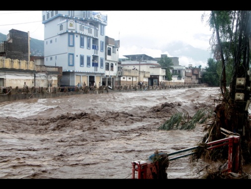 In Pakistan sale a almeno 307 morti il bilancio dei nubifragi