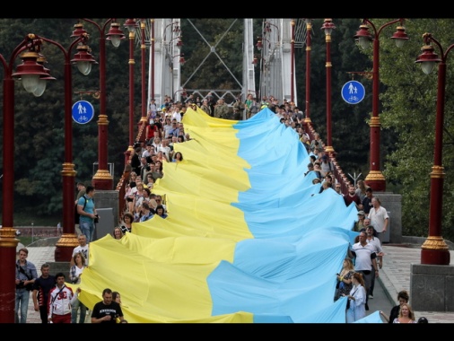 Media Kiev, 'un vertice disgustoso, vittoria totale di Putin'