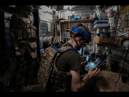 Kiev offre intesa, 100 miliardi di armi Usa per garanzie