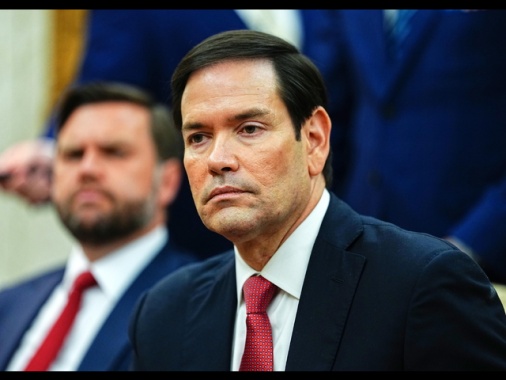 Rubio, 'non diamo più armi a Kiev, ora gliele vendiamo'