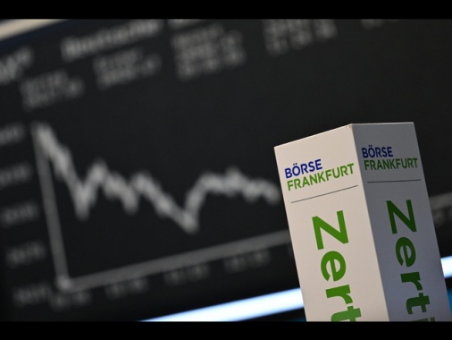 Borsa: Europa debole, attesa inflazione Eurozona, Milano -0,35%