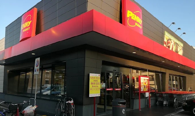 Il supermercato preso di mira dal trentenne