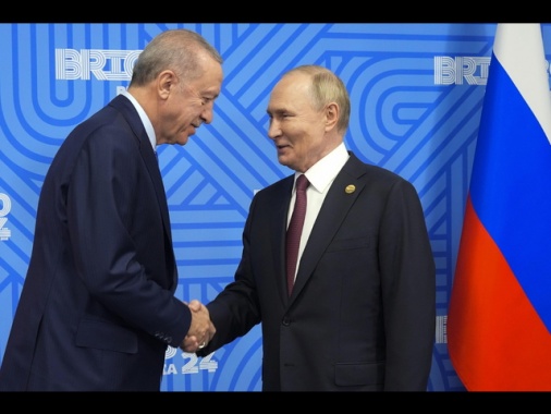 Cremlino, colloquio Putin-Erdogan sull'Ucraina
