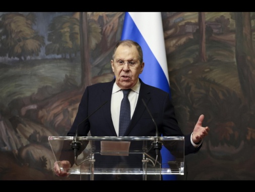 Lavrov, 'truppe straniere in Ucraina sarebbero inaccettabili'