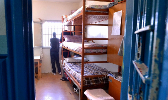 Una cella del carcere di Busto Arsizio (foto Archivio)