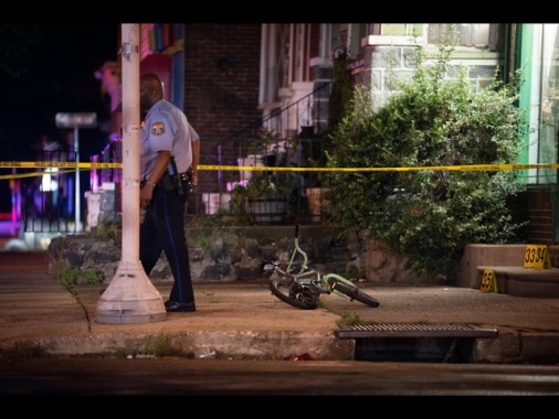 Sparatoria in corso in un'università a Philadelphia