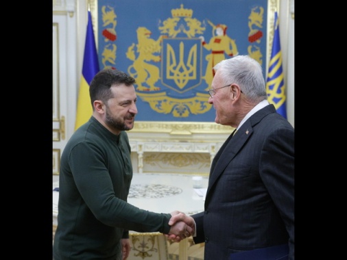 Kellogg a Kiev per celebrare anniversario indipendenza Ucraina