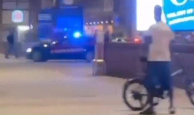 Botte in piazza Repubblica: un ferito