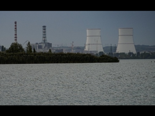 Fiamme in sito nucleare russo dopo drone ucraino abbattuto