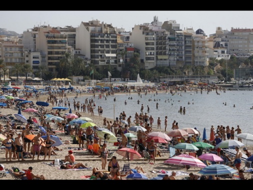 Spagna: focolaio salmonella in hotel, colpite oltre 100 persone