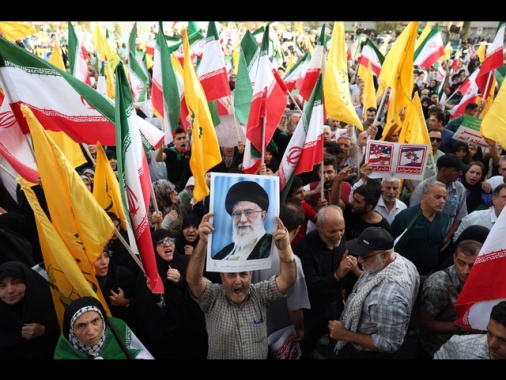 Media, paesi E3 verso il ripristino sanzioni Onu all'Iran