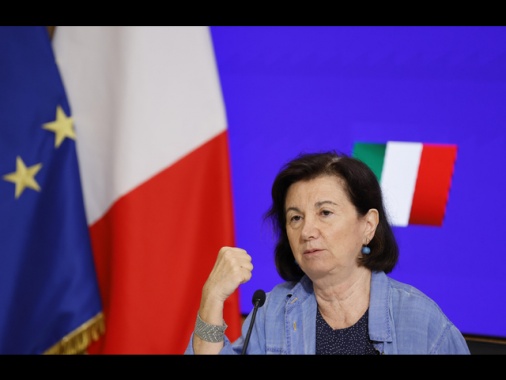 Roccella, presto misure Governo contro siti sessisti