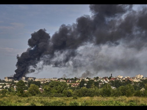 Usa annunciano vendita armi per 825 milioni all'Ucraina