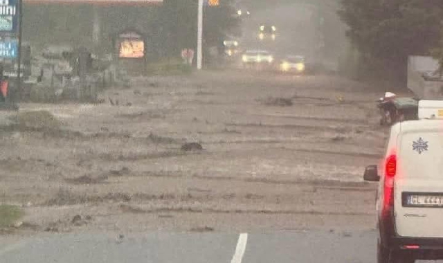 Nubifragio a Varzo, strade come fiumi