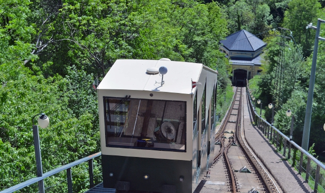 Sacro Monte, funicolare fuori uso per colpa di un fulmine