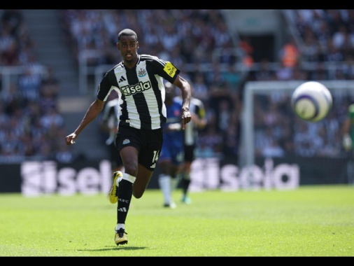 Calcio, media: Isak dal Newcastle al Liverpool per cifra record